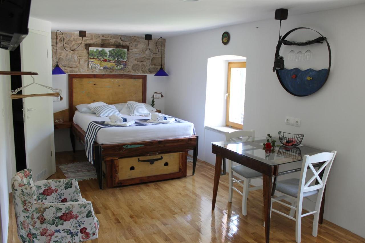 Peljesac Sova